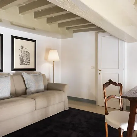 Numa Palazzo Belfiore Apartment Florence