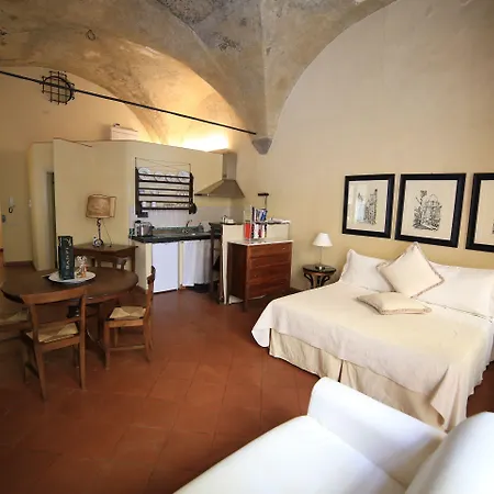 Aparthotel Numa Palazzo Belfiore 4*